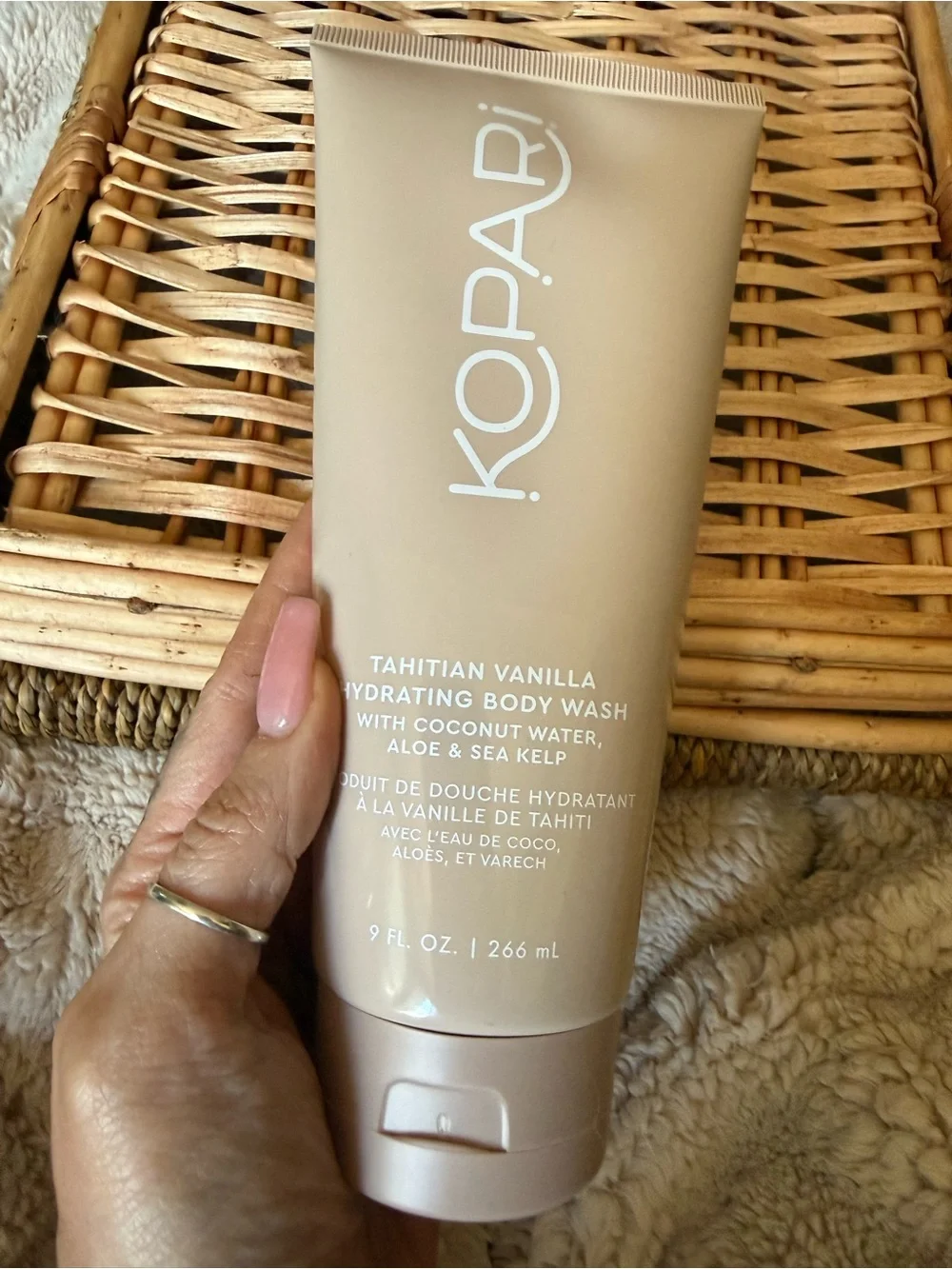 Kopari Tahitian Vanilla Hydrating Body Wash - Beige